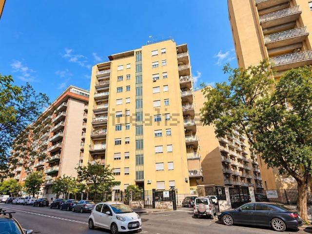 Appartamento in vendita di 115 m² in Viale Mario Rapisardi, 192