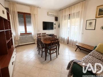 Appartamento in vendita di 115 m² in Località Agazzi