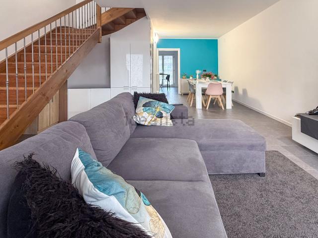 Appartamento in vendita di 115 m² in Località calozzo