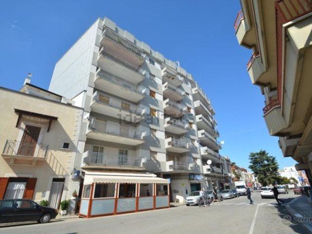 Appartamento in vendita di 115 m² in Piazza Aldo Moro, 26