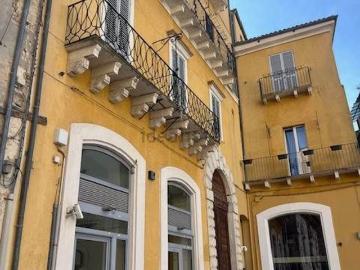 Appartamento in vendita di 115 m² in Piazza San Giustino