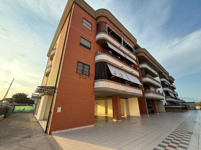Appartamento in vendita di 115 m² in Strada Capograssa, 479