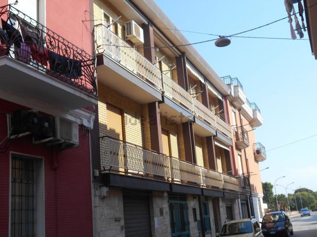 Appartamento in vendita di 116 m² in Via Cesare Battisti