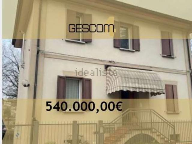 Appartamento in vendita di 116 m² in Via Andrea da Faenza