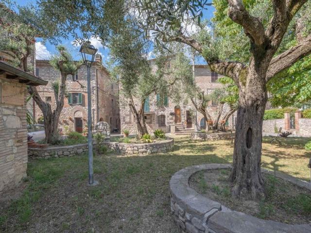 Appartamento in vendita di 116 m² in Via Ada Negri, 12