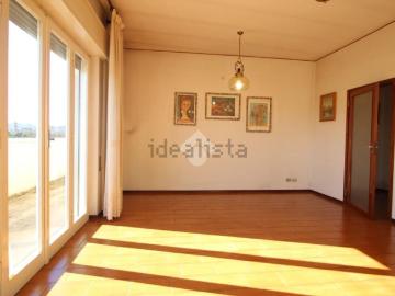 Appartamento in vendita di 116 m² in Via Benedetto Croce, 74
