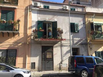 Appartamento in vendita di 116 m² in Via Blasco D&apos Alagona, 30