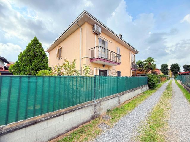 Appartamento in vendita di 116 m² in Via G. Matteotti, 49