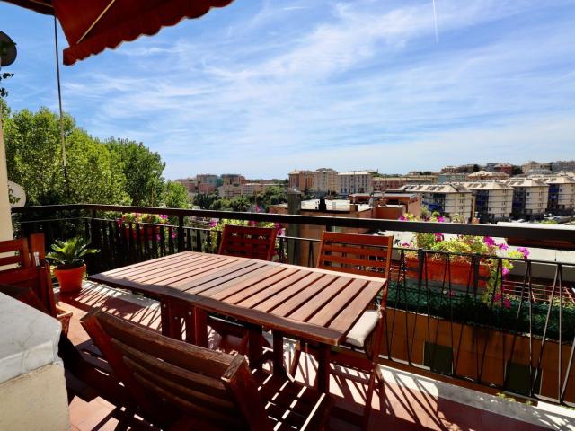 Appartamento in vendita di 116 m² in Via Giulio Tanini
