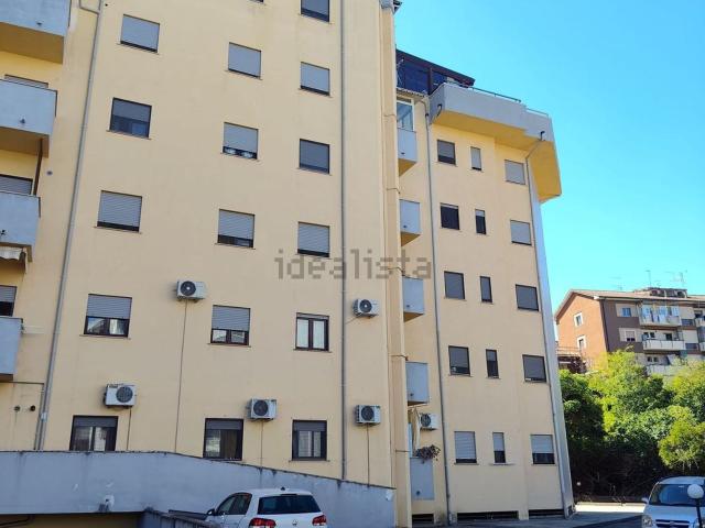 Appartamento in vendita di 116 m² in Via Giambattista d&apos Amico, 12