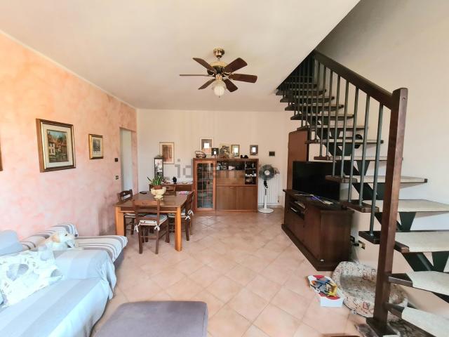 Appartamento in vendita di 116 m² in Via Don Domenico Orlandini
