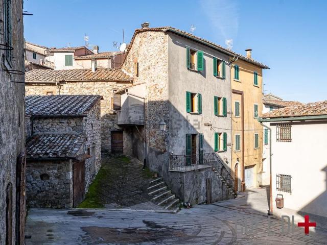 Appartamento in vendita di 116 m² in Via del Vicinatino