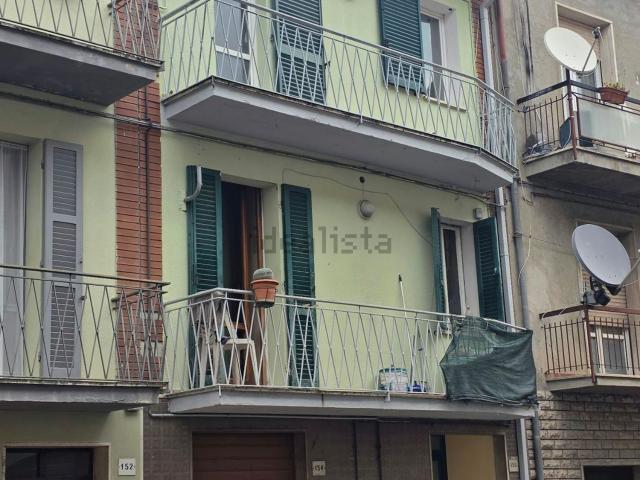 Appartamento in vendita di 116 m² in Via delle Marmore, 156