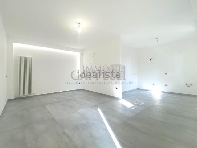 Appartamento in vendita di 116 m² in Via montanara comunale, 323