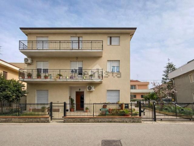 Appartamento in vendita di 116 m² in Via Monte Santo, 9