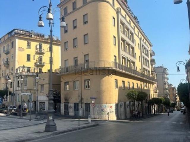 Appartamento in vendita di 116 m² in Via Matteo Ripa, 13