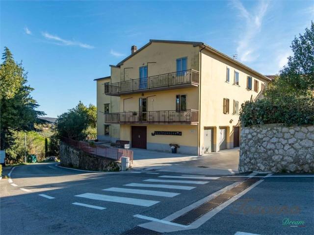 Appartamento in vendita di 116 m² in Via Santa Lucia