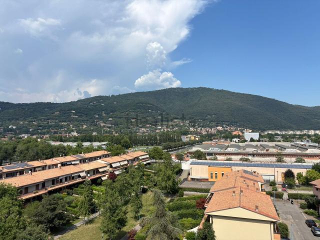 Appartamento in vendita di 116 m² in Via Paolo Veronese, 29