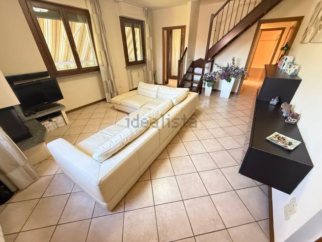 Appartamento in vendita di 116 m² in Località Montagnano