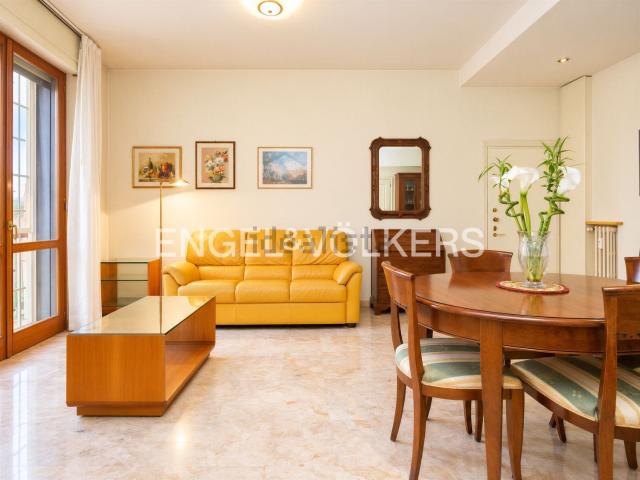 Appartamento in vendita di 116 m² in Via Pellizza da Volpedo