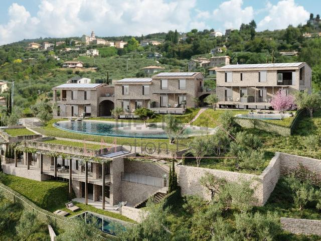 Appartamento in vendita di 116 m² in Via per Albisano