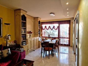 Appartamento in vendita di 116 m² in Via Torino, 249