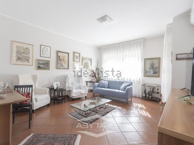 Appartamento in vendita di 116 m² in Via Trento, 11
