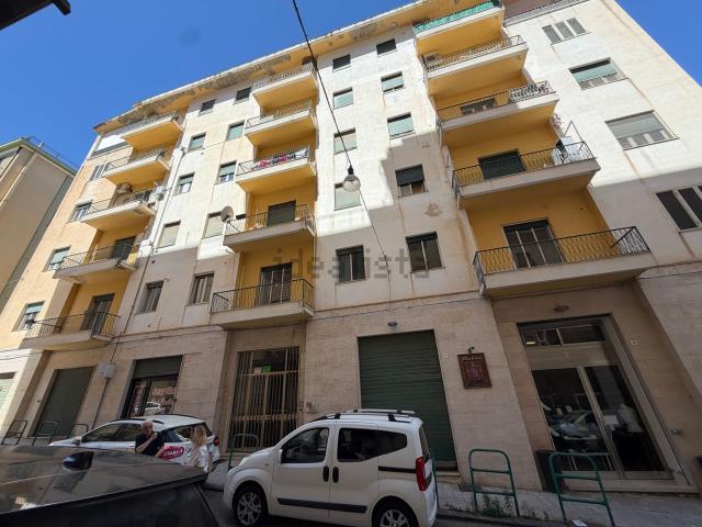 Appartamento in vendita di 116 m² in Via Val d&apos Aosta, 9