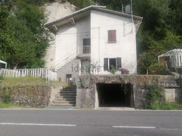 Appartamento in vendita di 116 m² in Via Val di Setta, 97