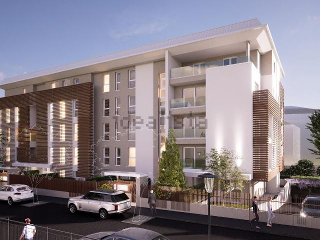 Appartamento in vendita di 116 m² in Via Zara, 11