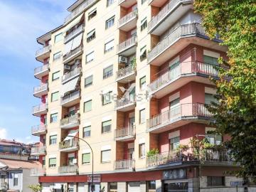 Appartamento in vendita di 116 m² in Viale America Latina, 44