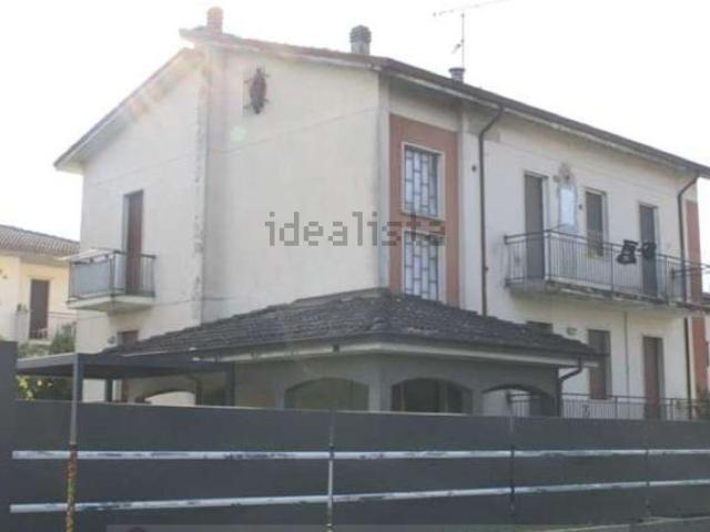 Appartamento in vendita di 116 m² in Frazione settima, 45