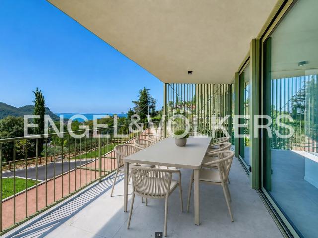 Appartamento in vendita di 116 m² in Salita degli Olivi
