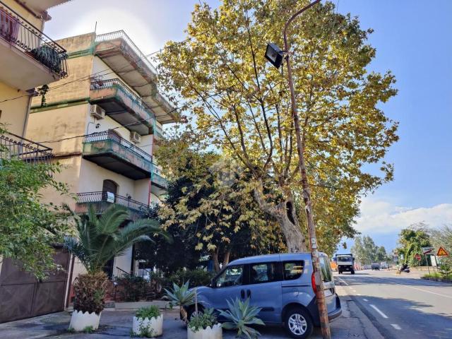 Appartamento in vendita di 117 m² in Via Consolare Valeria, 174