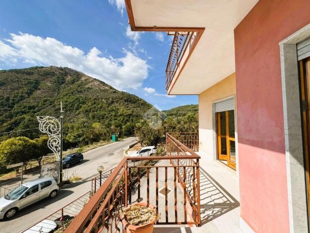 Appartamento in vendita di 117 m² in Via Cafari, 3