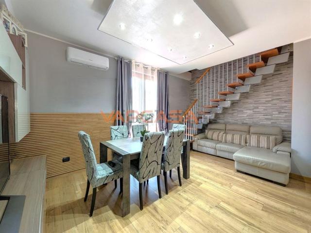 Appartamento in vendita di 117 m² in Via Boltiere, 29