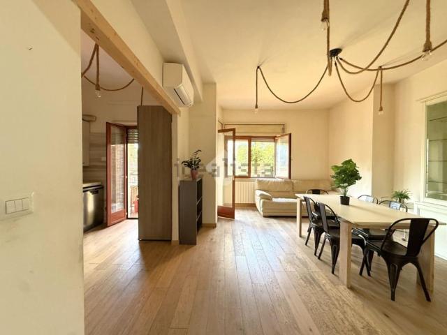 Appartamento in vendita di 117 m² in Via Bainsizza, 36