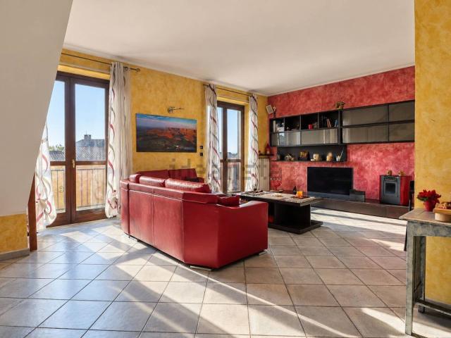 Appartamento in vendita di 117 m² in Via Bardonecchia, 18