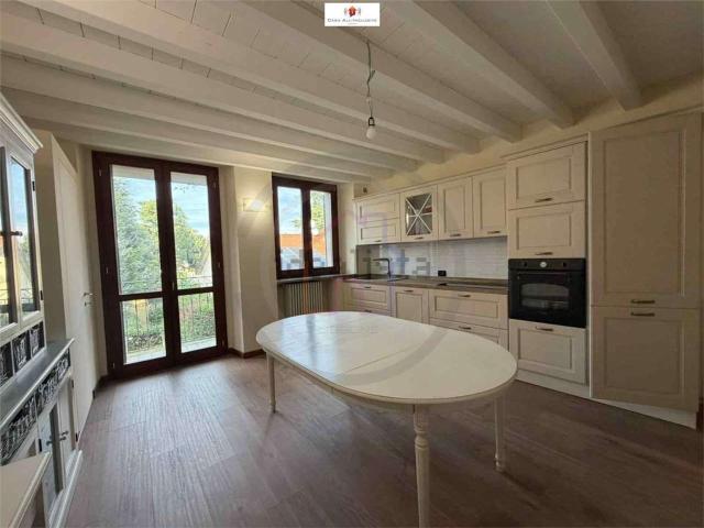 Appartamento in vendita di 118 m² in Via Giuseppe Mazzini