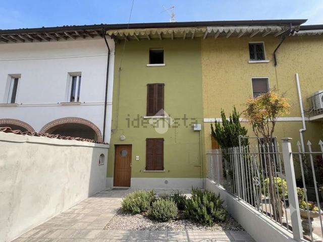 Appartamento in vendita di 117 m² in Via Giordano Bruno