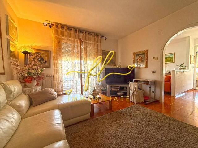 Appartamento in vendita di 117 m² in Via Giovanni Cantini, 21