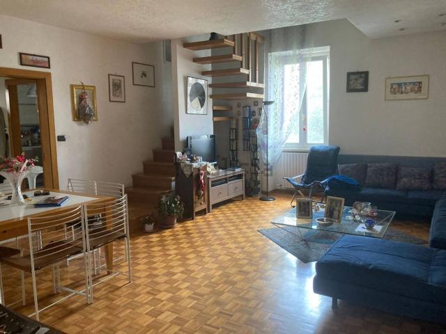 Appartamento in vendita di 117 m² in Via D&apos Argillano