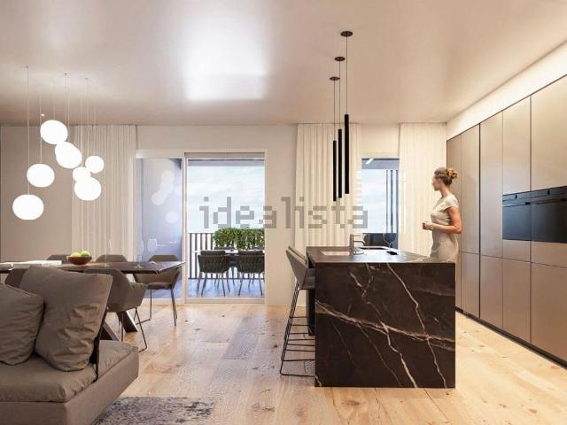 Appartamento in vendita di 117 m² in Via della Costituzione, 10