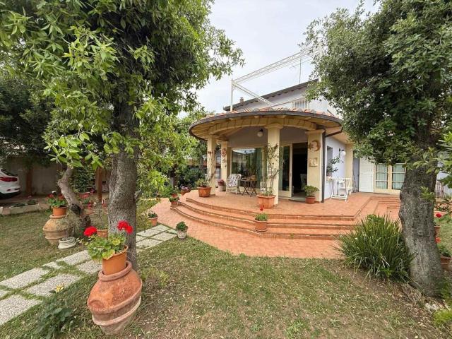 Appartamento in vendita di 117 m² in Via della Murena