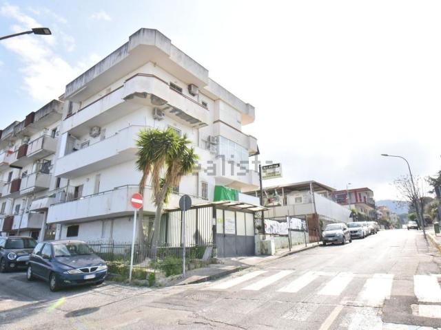 Appartamento in vendita di 117 m² in Via E. Caruso, 9