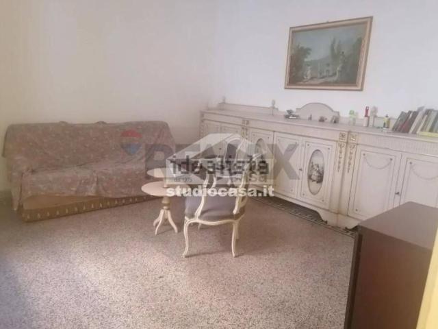 Appartamento in vendita di 117 m² in Via Esterna Spiaggia delle Forche