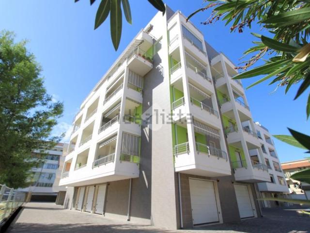 Appartamento in vendita di 117 m² in Via Filomusi Guelfi Francesco, 6