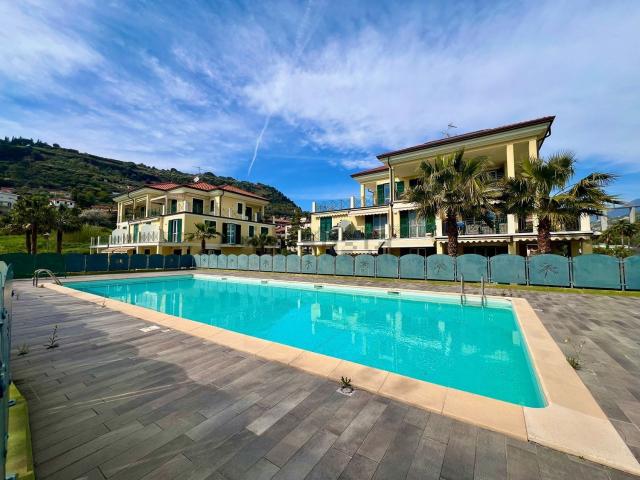 Appartamento in vendita di 117 m² in Via Louis Pasteur