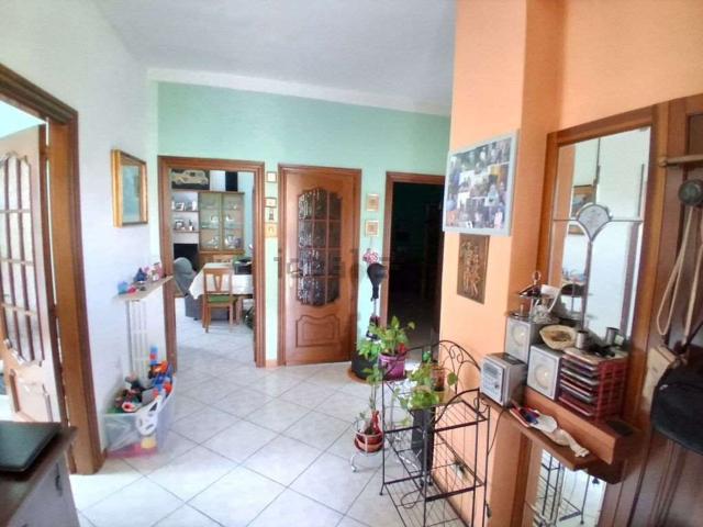 Appartamento in vendita di 117 m² in Via Laghetto, 21