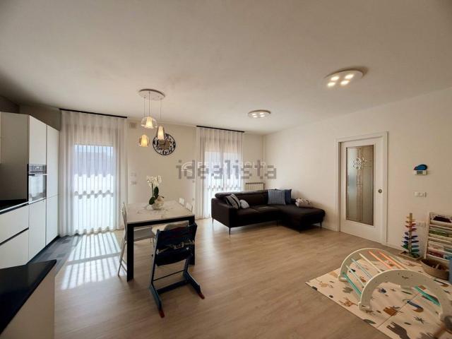 Appartamento in vendita di 117 m² in Via Monteverdi, 3